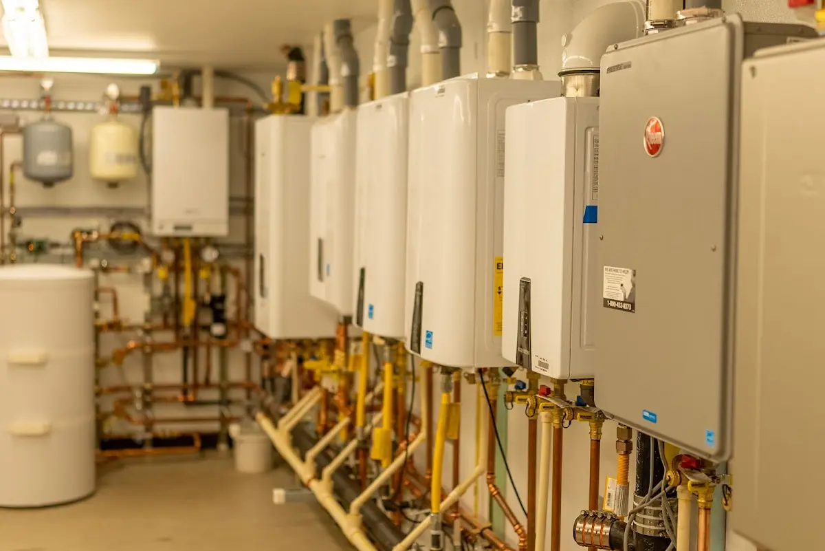 Plumbing services in Pinecrest, FL