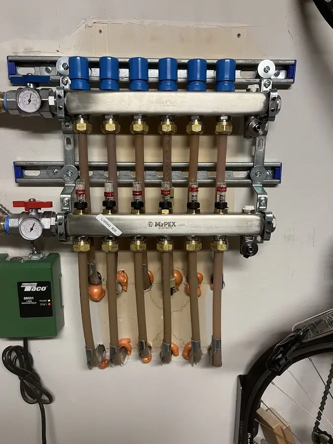 Plumber performing Gas Line Installation at a residential property in Pinecrest